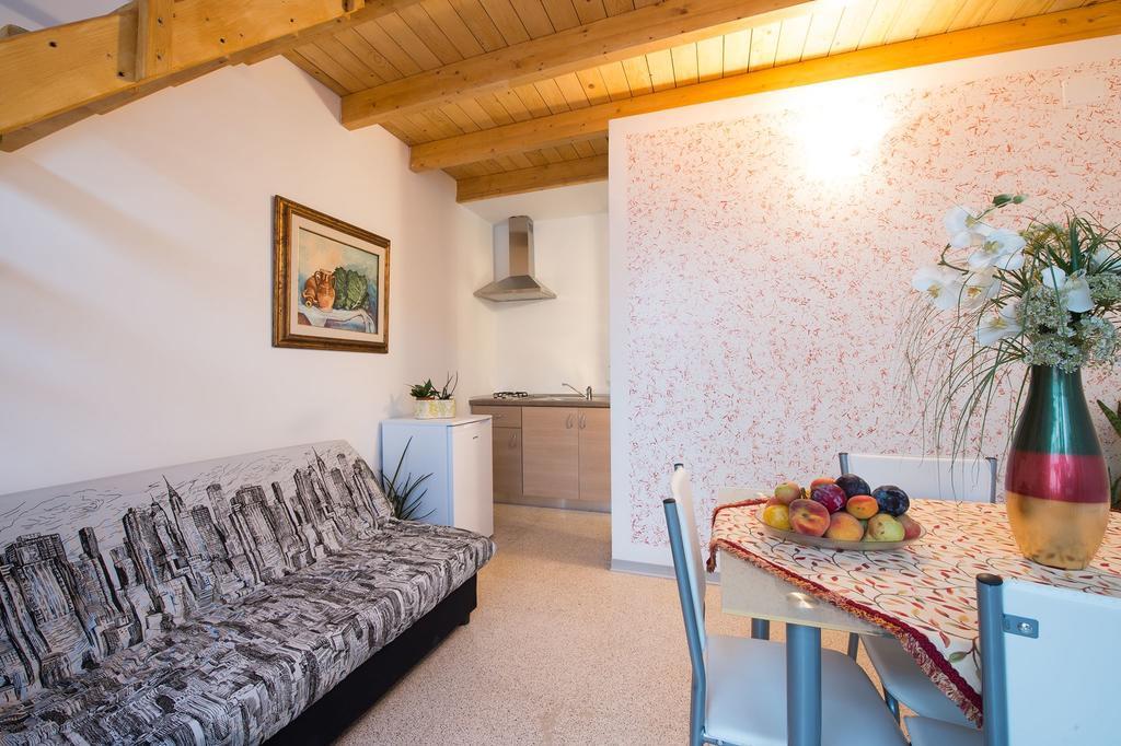 Raffaela Casa Vacanze Aradeo Buitenkant foto