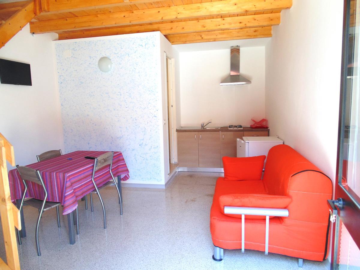 Raffaela Casa Vacanze Aradeo Buitenkant foto