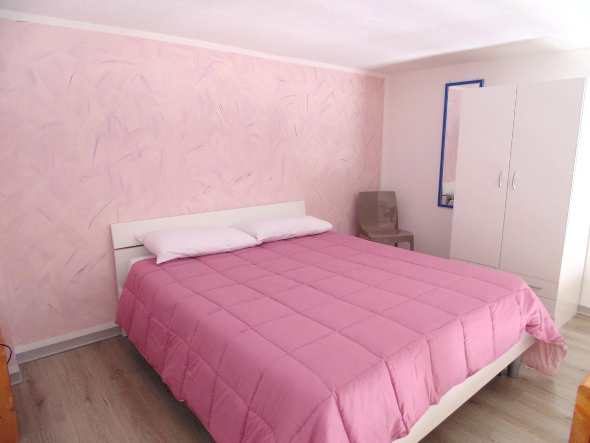 Raffaela Casa Vacanze Aradeo Buitenkant foto