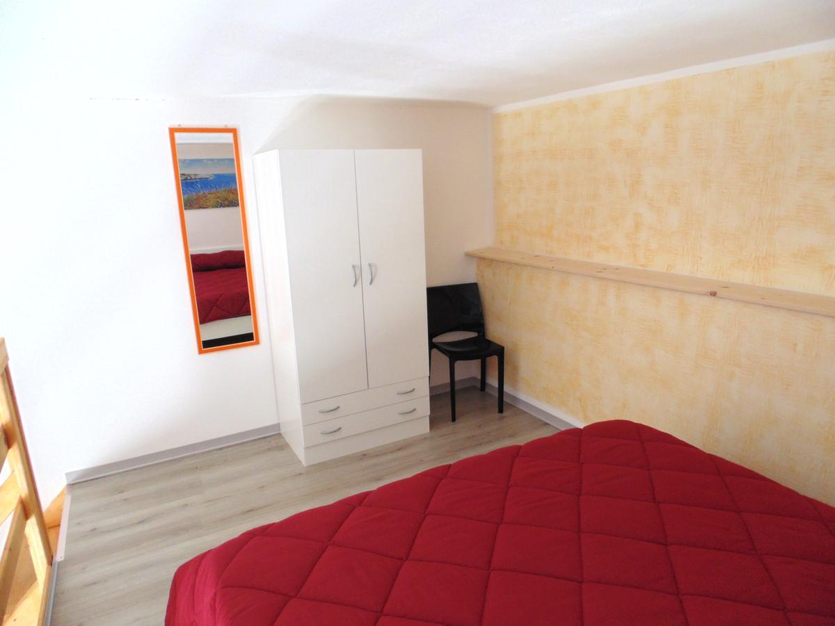 Raffaela Casa Vacanze Aradeo Buitenkant foto